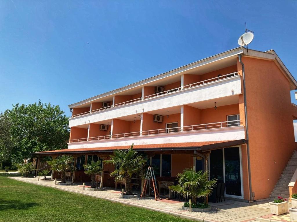 Delfini Holiday Homes Ulcinj Kültér fotó