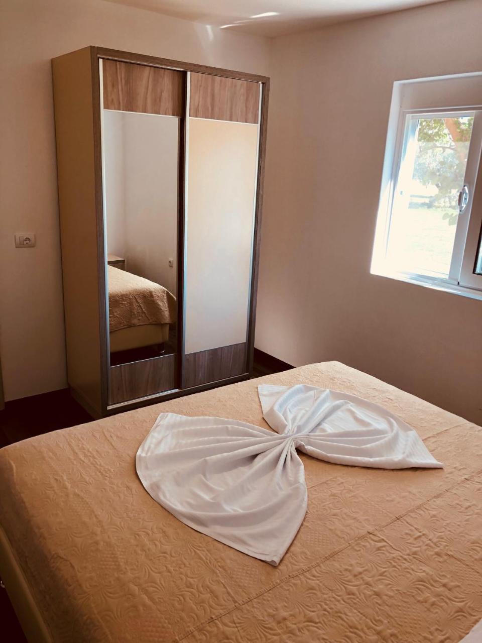 Delfini Holiday Homes Ulcinj Kültér fotó